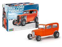 REV14553 1/25 1932 FORD TUDOR