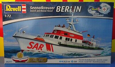 REV05211 REVELL 1/72 SAR BERLIN (2013)